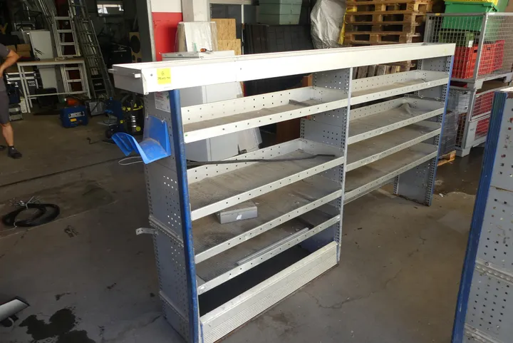 Fahrzeugeinrichtung Maße in cm ca.: 299 x 43 x 160